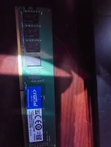 Crucial 8GB (1 x 8GB) PC4-17000 (DDR4-2133) Memory (CT8G4DFS8213)