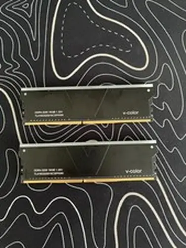 V-Color 32GB (2 x 16GB) DDR4 3200 (PC4 25600) RAM Model TL416G32S816CSPKWK