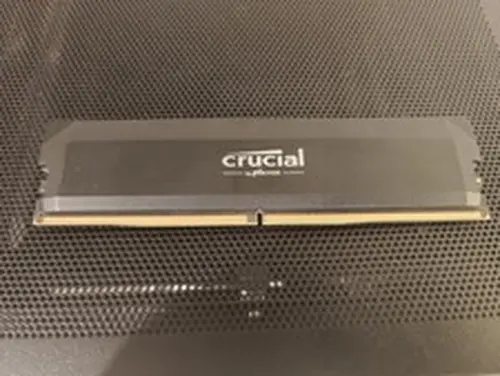 Crucial Pro 16GB DDR5 6000MHz CL36 Desktop Gaming Memory RAM Module Black