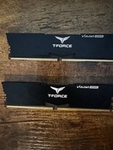 Team Group T-Force Vulcan DDR5 RAM 16GB 2x8GB- 5600 MHZ- FLBD516G6000HC38GBKT