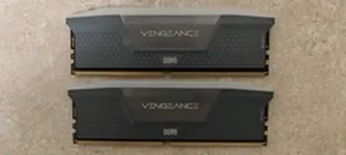 CORSAIR VENGEANCE RGB 32GB (2 x 16GB) PC5-48000 (DDR5-6000) DIMM Memory - Black