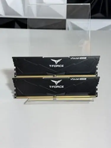 TeamGroup T-Force Vulcan DDR5 16GB (2x8GB) 5200MHz Memory