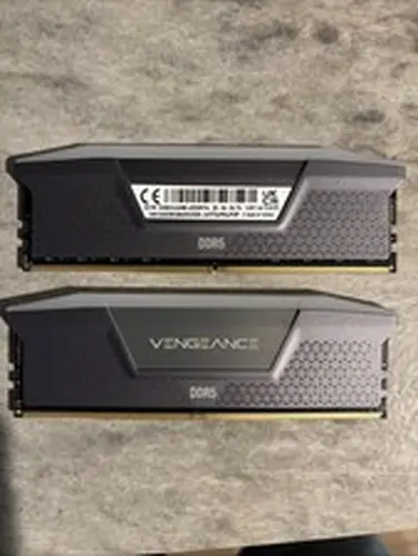 CORSAIR Vengeance RGB 32GB PC5-48000 (DDR5-6000) RAM Memory (CL30-36-36-76)