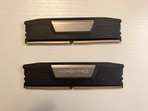 Corsair Vengeance 32GB (2x16GB) DDR5 4800MHz CMK32GX5M2A4800C40 Desktop Memory