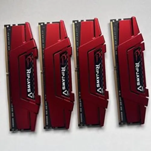 G.Skill Ripjaws V 32 GB 4x8GB DDR4-3000 C15D Memory F4-3000C15Q-32GVRB
