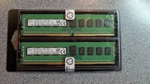SK hynix DDR4 Server SDRAM 16GB (2x8GB) PC4-2133P 288-Pin ECC Registered RDIMM