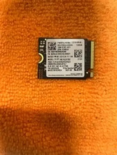 2x Samsung PM991a 128GB M.2 2230 PCIe Gen3 x4 NVMe SSD MZ9LQ128HCHQ-00BD1