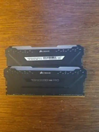 Corsair Vengeance RGB Pro 32GB (2x16GB) DDR4 RAM 3000mhz