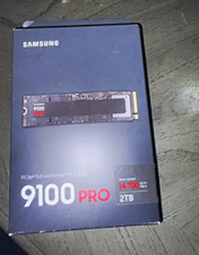 Samsung 9100 PRO 2TB PCIe 5.0 x4 NVMe M.2 Internal SSD Heatsink