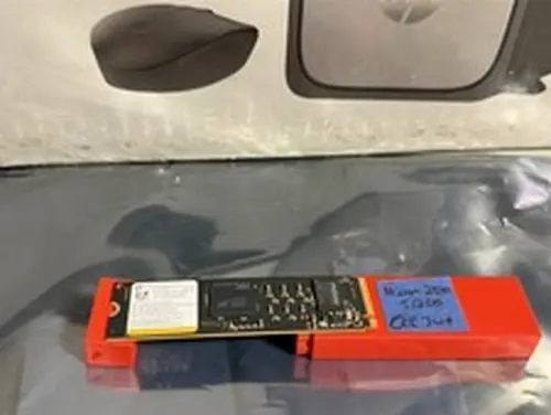 Micron 2500 512GB NVMe M.2 2280 SSD PCIe Gen 4x4 MTFDKBA512QGN SN UTXHT01SCKE3W9