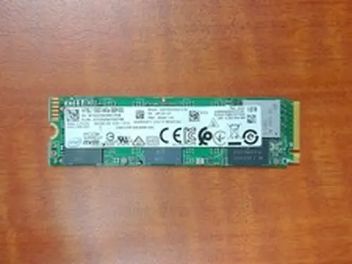 Intel SSD 660p Series 1TB Internal M.2 2280 NVMe PCIe 3.0 x4 SSDPEKNW010T8
