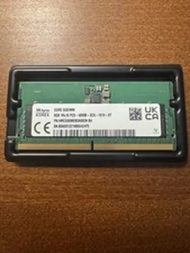 SK hynix 8gb PC5-4800B SODIMM DDR5 Laptop memory