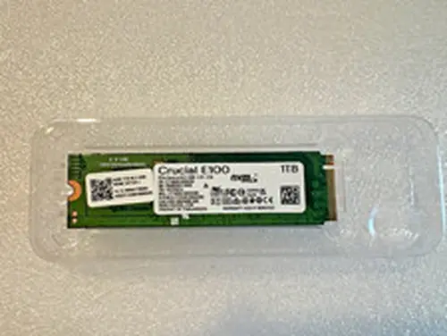 Crucial E100 1TB PCIe 4.0 Gen4 NVMe M.2 2280 (Only 4hrs of power on time!)