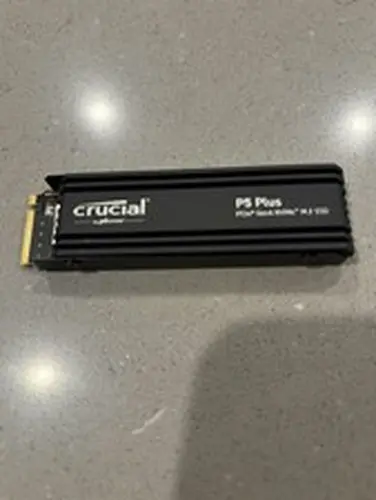 Crucial P5 Plus 2TB NVMe M2 2280 SSD with HeatSink PCIe Gen4 PC - 99% Health
