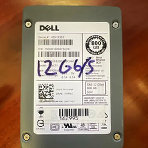 Dell SXKLTK 800GB 2.5 in SAS 12Gbps Internal SSD MCKW-800G-5C20