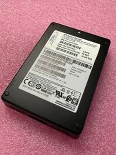 Samsung PM1643 3.84TB SAS 12Gb/s 2.5" SSD IBM 02YC039 MZILT3T8HALS 512n