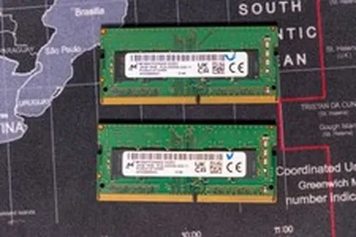Micron 32GB 2x16GB DDR4-3200 PC4-3200AA 1Rx8 SODIMM RAM MTA8ATF2G64HZ