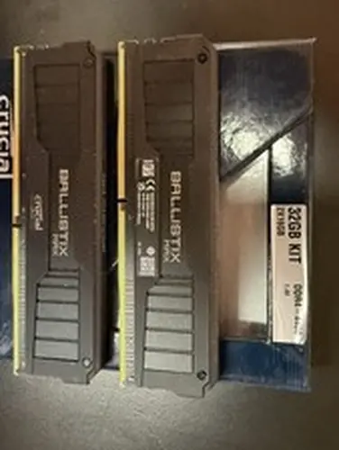 Ballistix Max 32GB (2x 16GB) DDR4 4400 - Great Condition