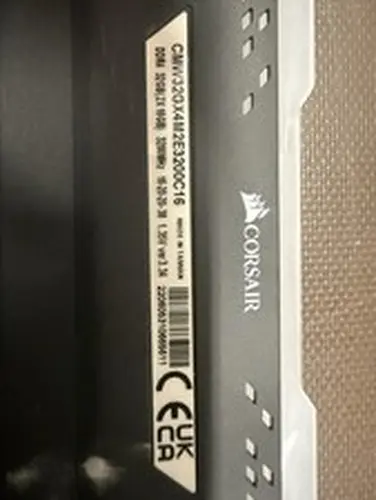 Corsair Vengeance RGB Pro 32GB (2x16GB) DDR4 3200 CL16 CMW32GX4M2E3200C16
