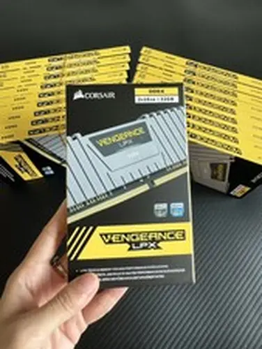Corsair Vengeance LPX DDR4 3200MHz 16GB 288-Pin Desktop RAM CL16 1.35V