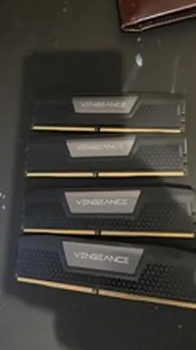 CORSAIR VENGEANCE 64GB (4x16GB) (DDR5-5600) C36 DIMM Memory