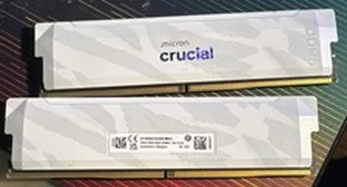 Crucial Pro OC 32GB (2 x 16GB) DDR5-6400 PC5-51200 CL32 Memory Kit White!