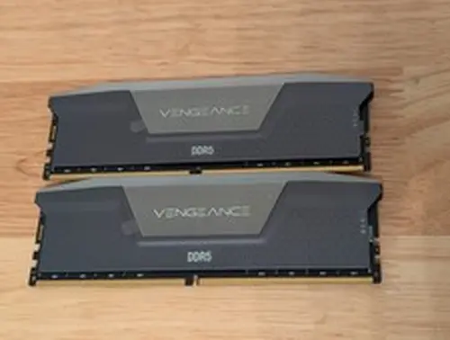 Corsair Vengeance RGB 64GB 2x32GB DDR5 6000 CL30 AMD EXPO Intel XMP