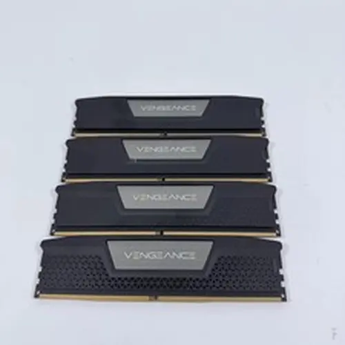 Corsair Vengeance 64GB (4x16GB) RAM DDR5 5600MHz CMK32GX5M2B5600C36