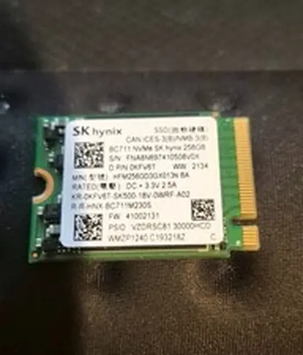 SK Hynix BC711 HFM256GD3GX013N 256GB NVMe - (Scored 97% - 100% in CD)