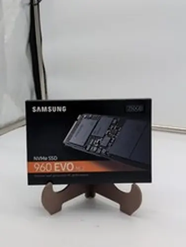 NEW SAMSUNG 960 EVO 250GB NVMe - (MZ-V6E250)
