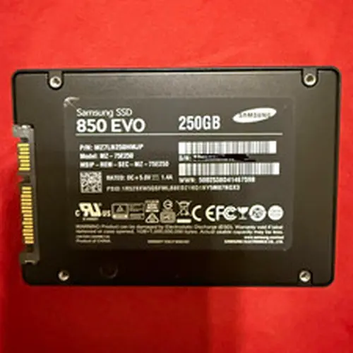 Samsung 850 EVO 250GB 2.5" SATA III Internal SSD MZ7LN250HMJP