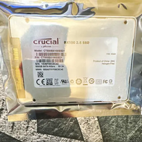 Crucial BX100 500GB 2.5" SATA III Internal SSD S.M.A.R.T. CT500BX100SSD1