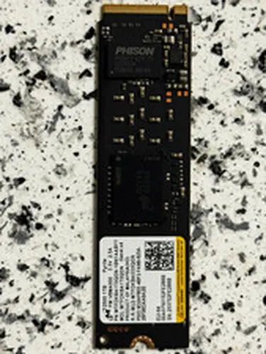 Micron 2500 1TB M.2 NVMe PCIe Gen4 x4 Internal SSD MTFDKBA1T0QGN