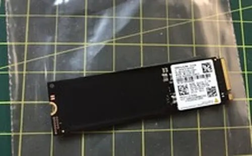 Samsung PM991a 512GB NVMe M.2 SSD MZVLQ512HBLU-00BH1 MZ-VLQ512B