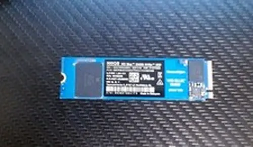 Western Digital 500GB WD Blue SN550 nvme SSD (PCIe 3.0 x4) *CANADA*