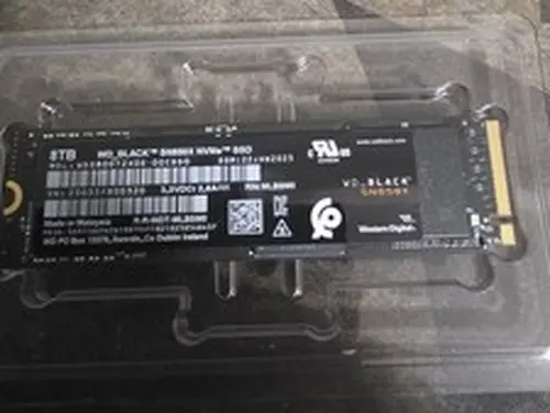 WD_Black 8TB SN850X M.2-2280 PCIe 4.0 X4 NVMe Solid State Drive SSD