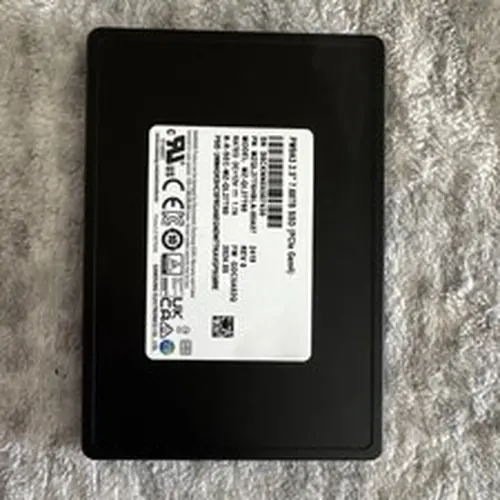 Samsung PM9A3 7.68TB 2.5in NVMe PCIe Gen4 Internal SSD MZQL27T6HBLA MZ-QL27T60