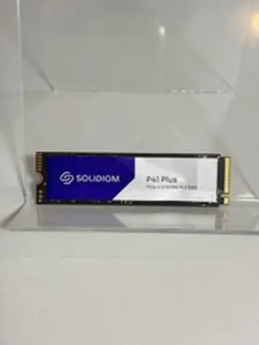 Solidigm P41 Plus 2TB 2280 PCIe Gen4 NVMe 4.0 Internal SSD