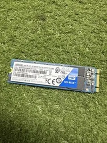 WD Blue WDS500G2B0B-00YS70 500GB 6Gb/s SATA M.2 2280 Solid State Drive SSD E2