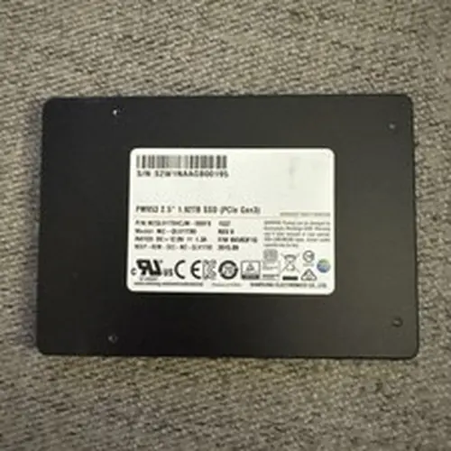 1.92TB Samsung NVMe PM953 Gen3 SSD U.2.5 MZ-QLV1T90 Enterprise Drive 240K IOPS