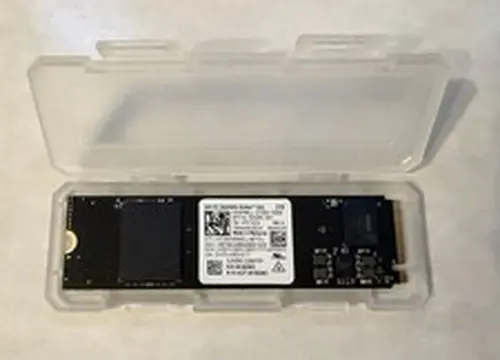 WD Sandisk SN5000S 2TB 2280 M.2 NVMe Gen 4 x4 SSD. 2 hours power on time