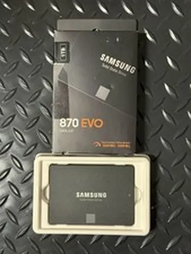 Samsung MZ-77E1T0 870 EVO 1TB 2.5" SATA III Internal SSD