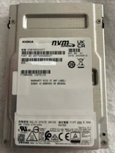 Kioxia KCMYXRUG30T7 30.72TB NVMe PCIe 4.0 2.5" 30TB SSD Drive