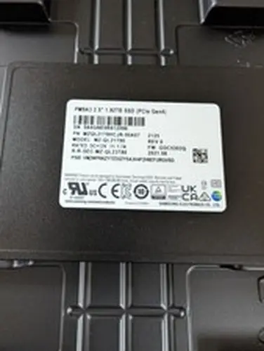 MZ-QL21T90 Samsung PM9A3 1.92TB 2.5'' PCIe Gen4 X4 NVMe U.2 SSD