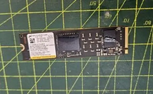 Micron 2650 512GB SSD PCIe Gen4x4 NVMe M.2 2280 Solid State Drive MTFDKBA512TGW