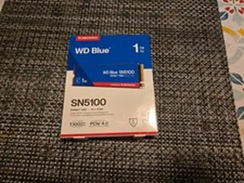WD Blue SN5100 1TB NVMe M.2 2280 PCIe Gen4 Internal SSD WDS100T5B0E Solid State