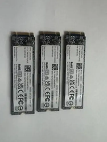 (Lot of 3) 128gb SSD SATA M.2 Phison Electronics Corp - AND !!!!
