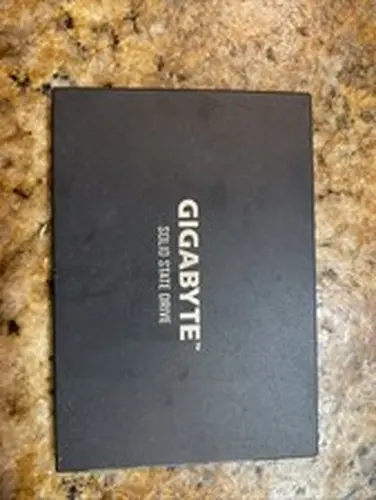 GOOD Gigabyte UD Pro 256GB Internal 2.5 Solid State Drive SATA SSD 6GB/s