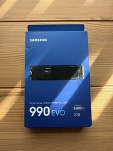 Samsung 990 EVO SSD 2TB Internal SSD PCIe Gen 4x4 Gen 5x2 M.2 2280 5,000MB/s