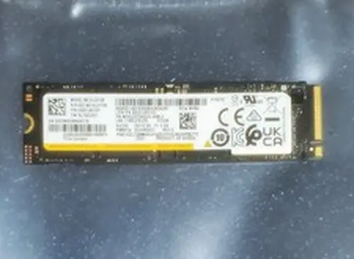 SAMSUNG MZ-VL2512B 512GB 2280 M.2 NVMe Internal PC/Laptop SSD MZVL2512HDJD-00BL2
